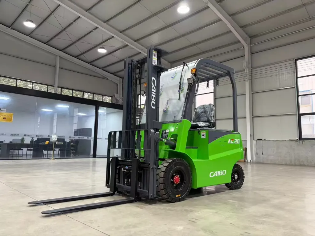 CAIBO CS20L — Carrello Elevatore Elettrico  | Altezza di Sollevamento 4.500 mm | Portata 2.000 kg | Batteria Litio